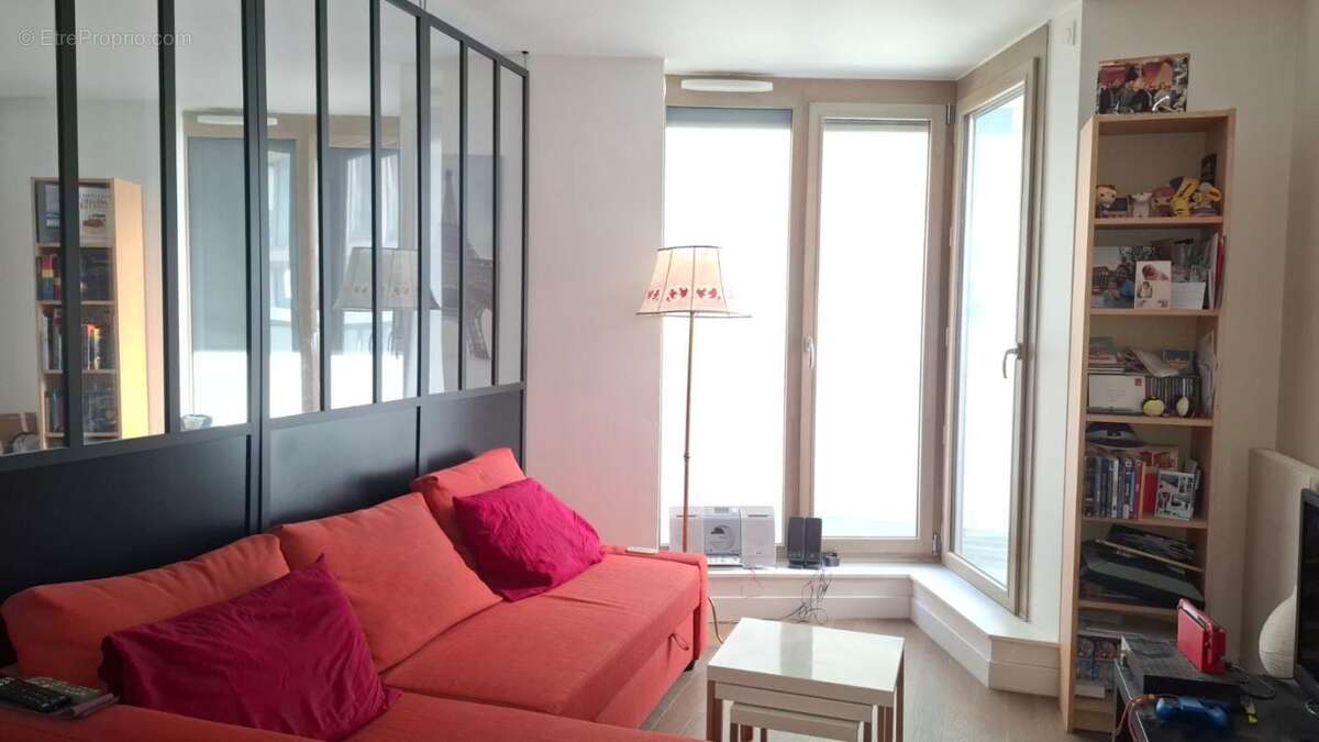 Appartement à PARIS-19E