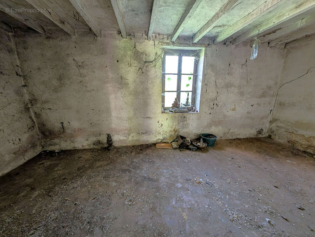 Maison à DIGES