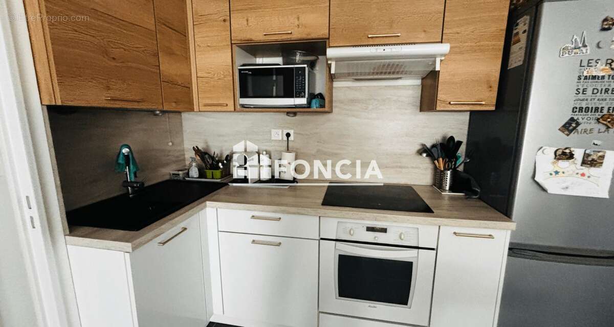 Appartement à CUERS