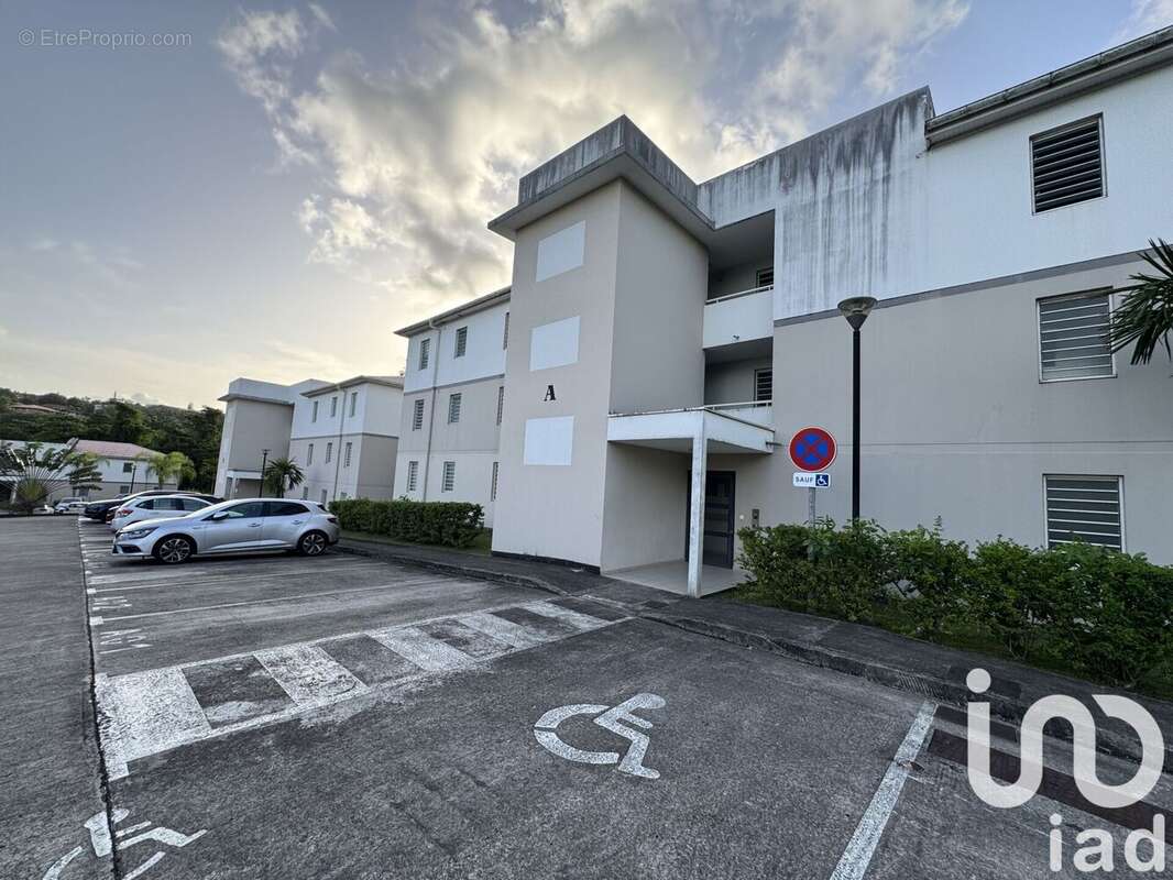 Photo 2 - Appartement à LE LAMENTIN