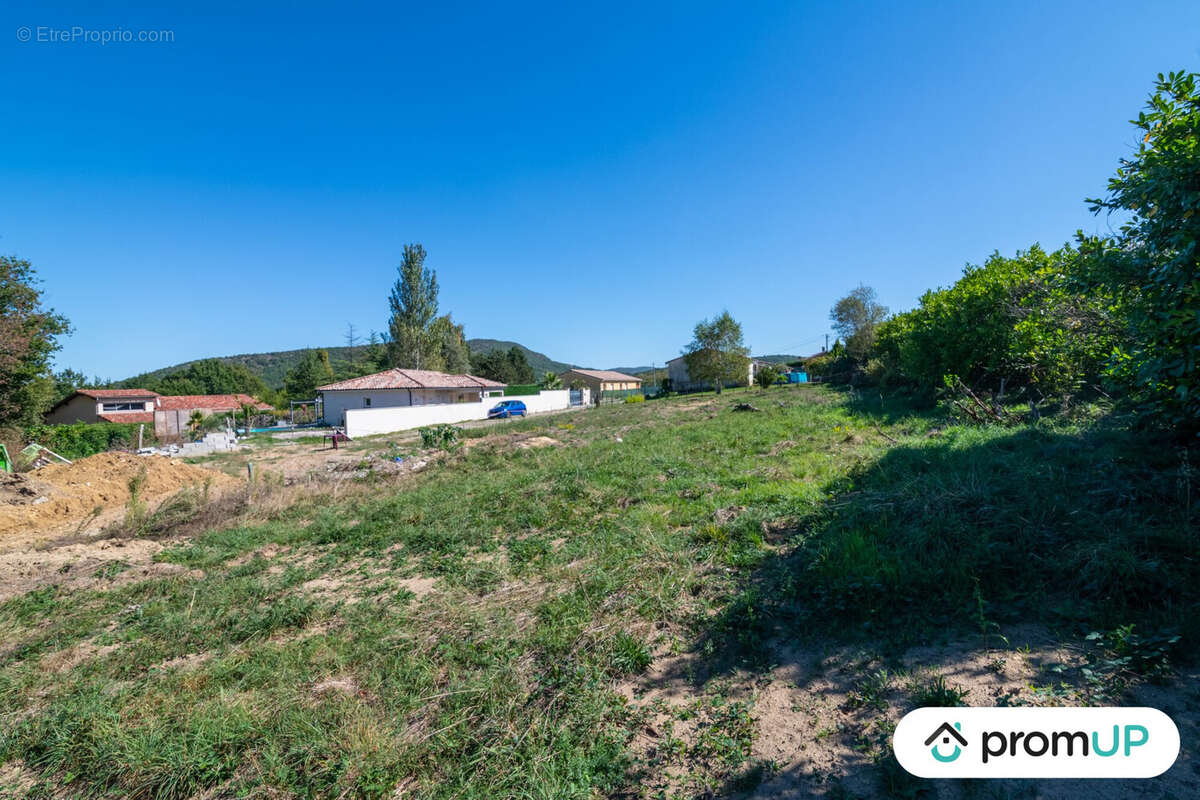 Terrain à DREUILHE