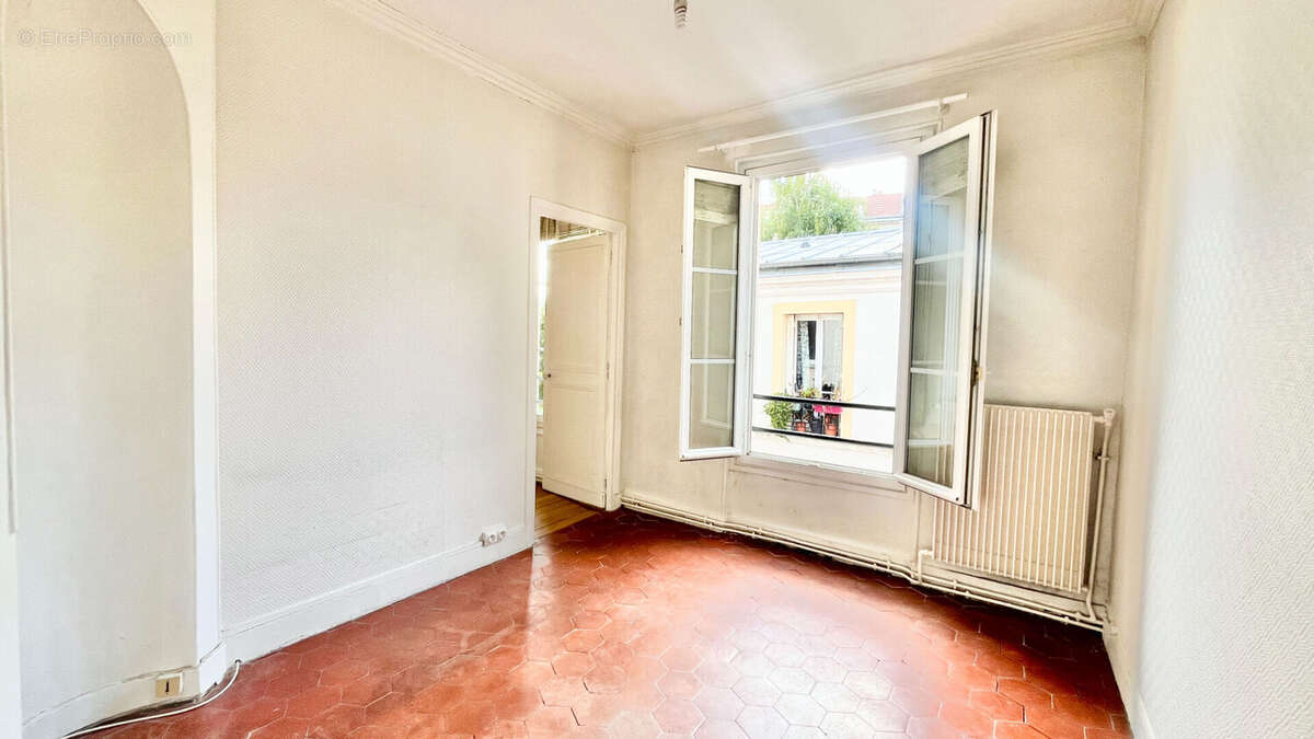 Appartement à PARIS-20E