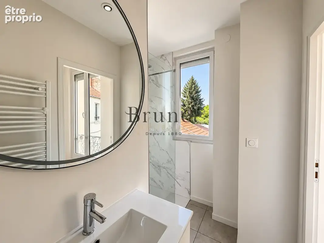 MAISON FAMILIALE - 4 PIECES 146m2 - Intégralement Rénovée - photo 8