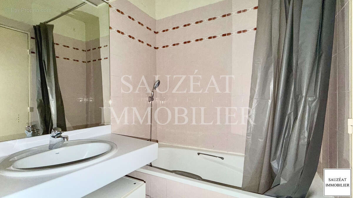 Appartement à MONTROUGE