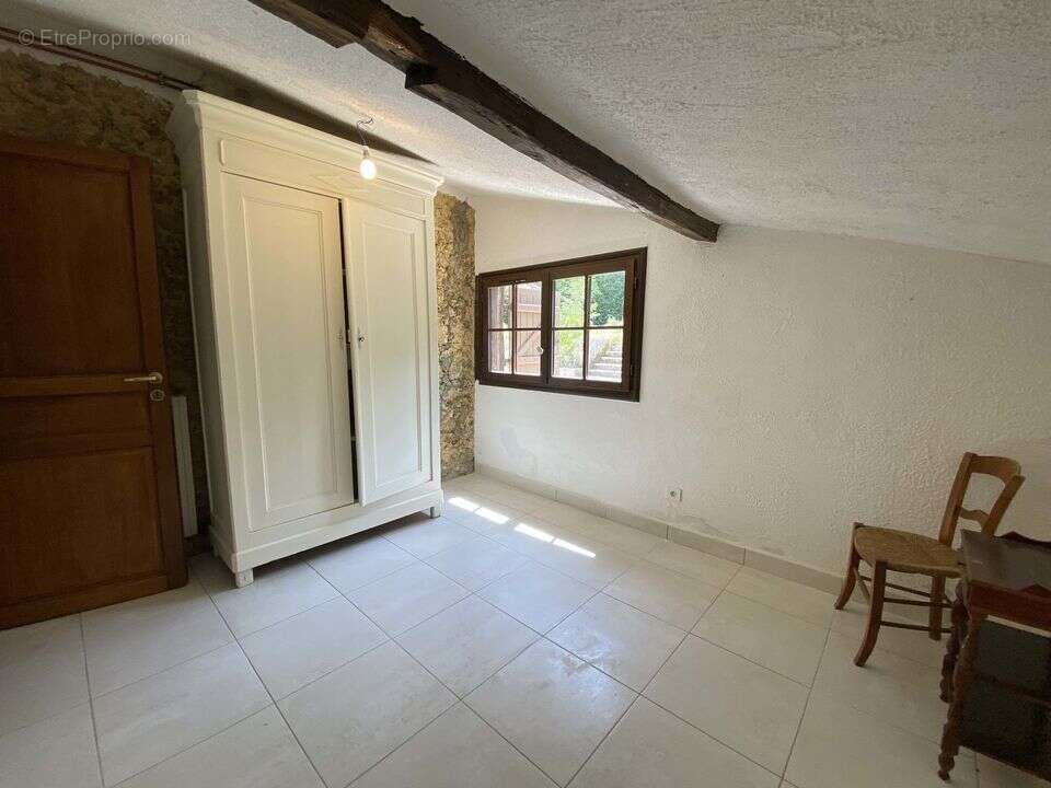 Maison 188 m² à Cazaubon  - photo 24