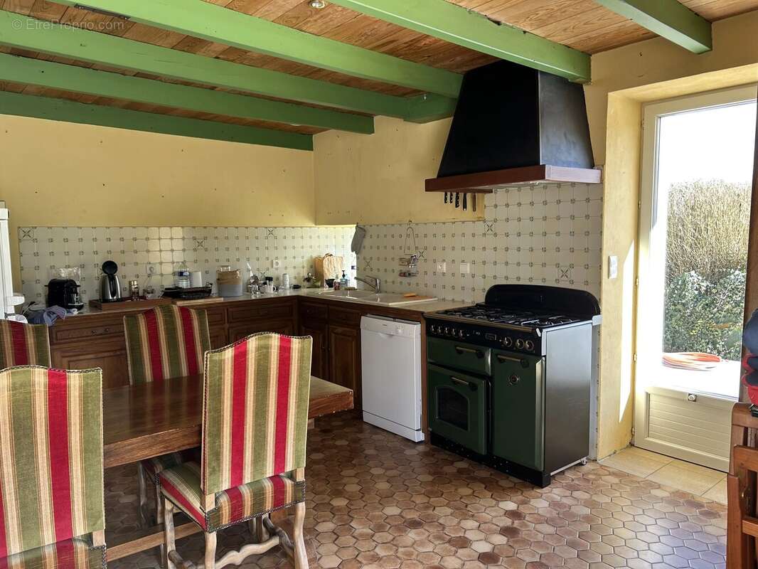 Maison à BROSSAC