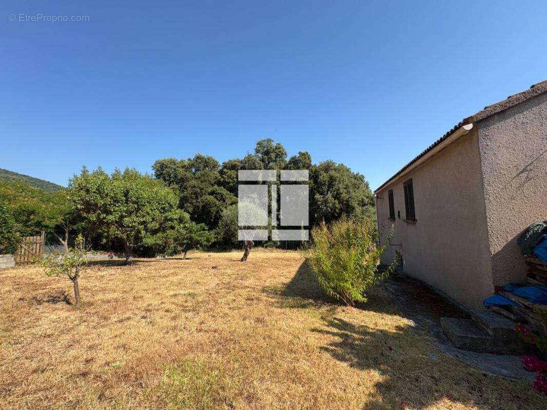 Maison de 152m2 avec un terrain de 2905m2 - photo 21