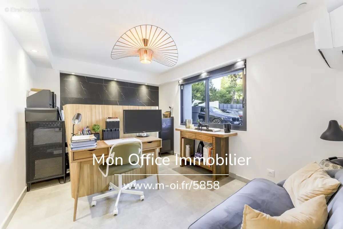 Maison à SAUSSET-LES-PINS