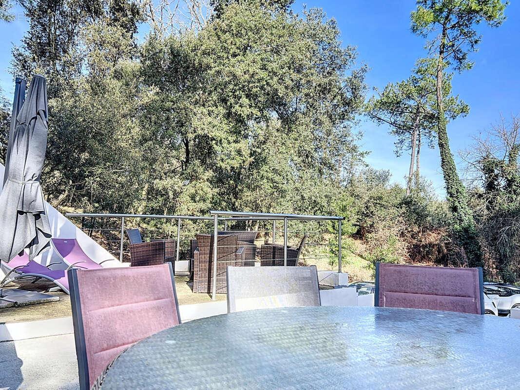 Maison à MESCHERS-SUR-GIRONDE