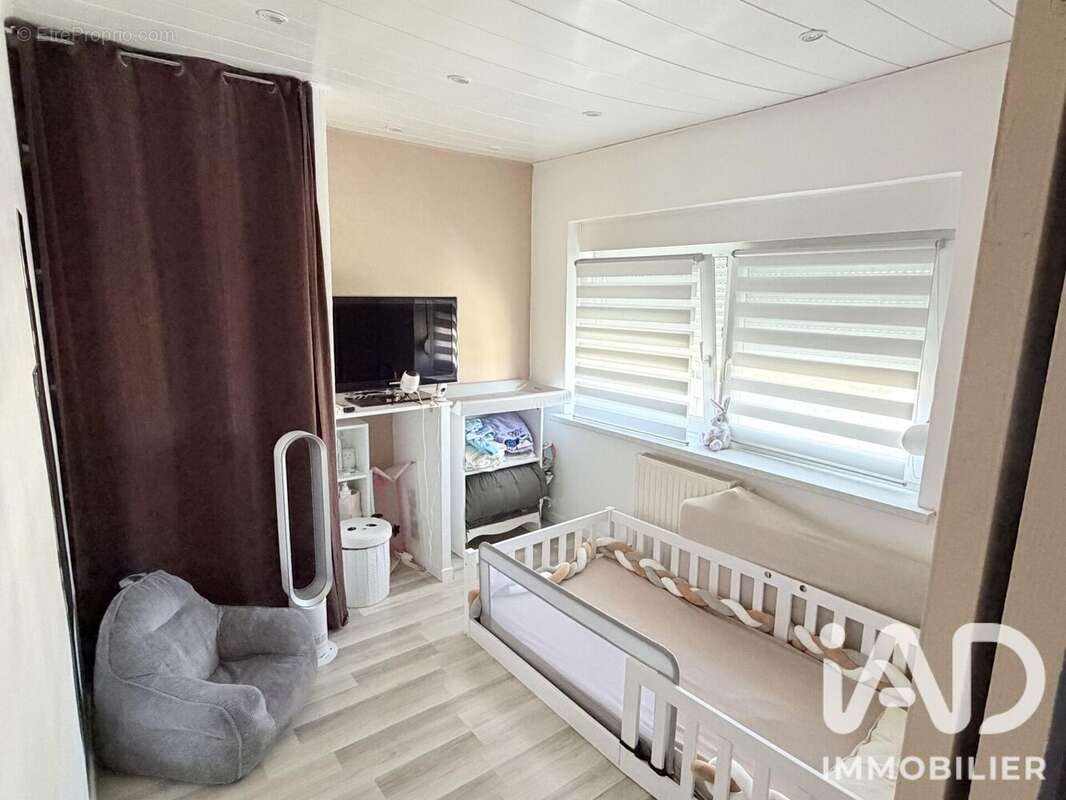 Maison 95 m² à Tressange  - photo 6