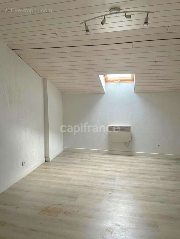 Appartement à MONTREJEAU