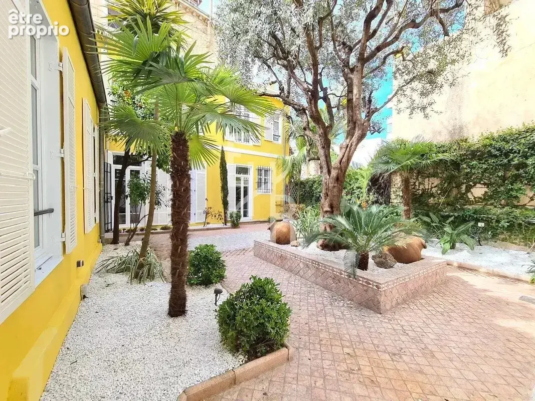 Maison de ville, Cannes Rue d'Antibes - photo 2
