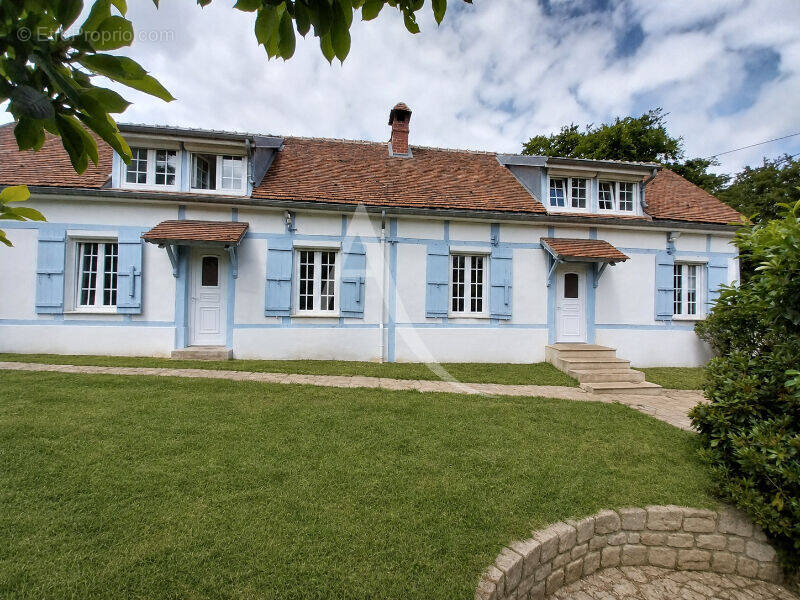 Maison à LA HOUSSOYE