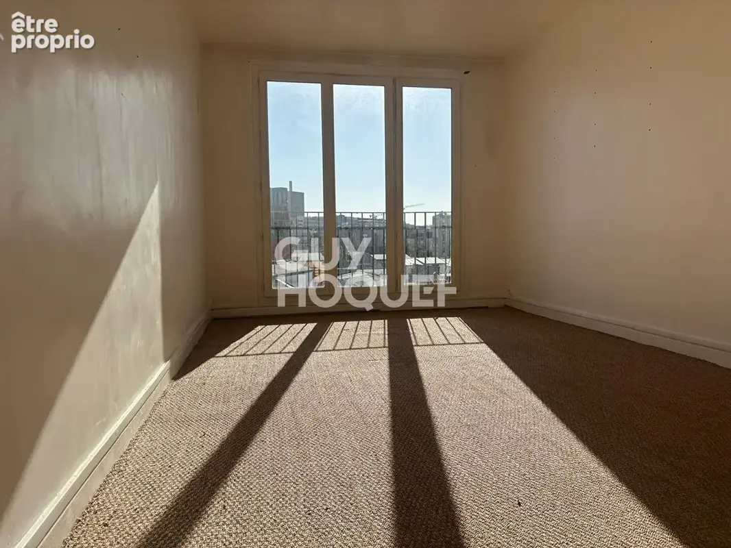 Quartier des puces / rue des rosiers  - 3 pièces - 50,15 m² - 3 caves - photo 2