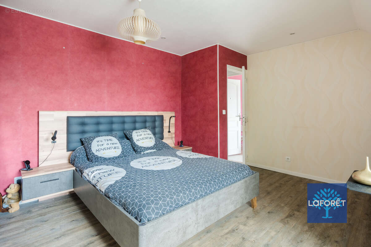 Maison à CLAYE-SOUILLY