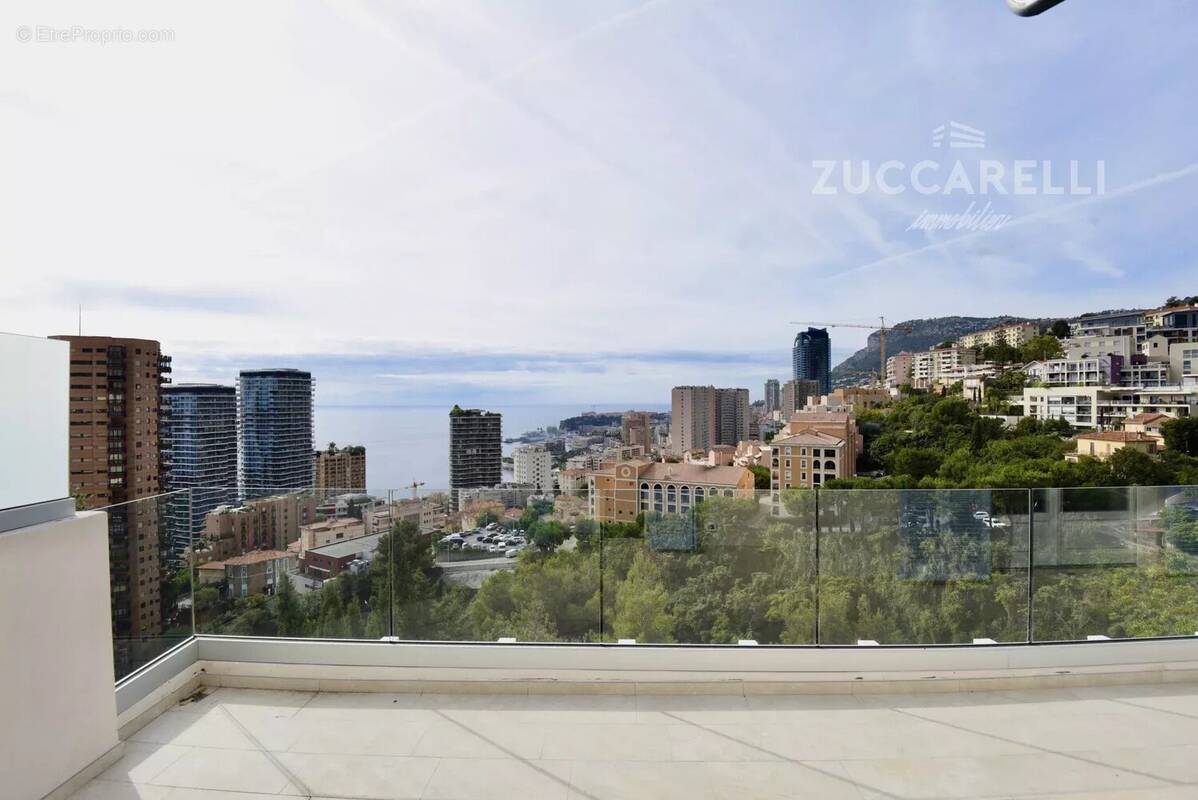 Appartement à ROQUEBRUNE-CAP-MARTIN