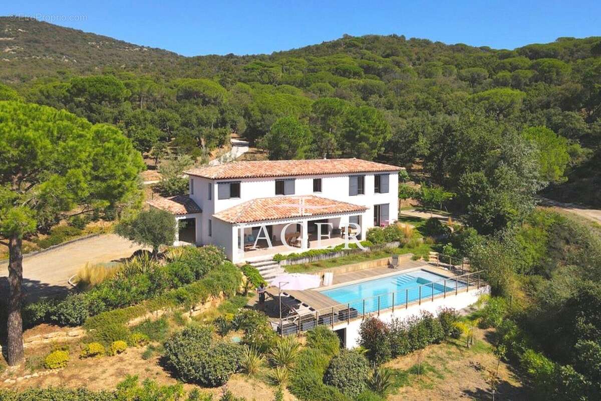 Maison à GRIMAUD