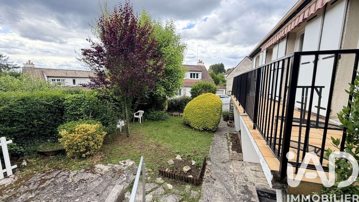 Photo 2 - Maison à VAUX-LE-PENIL