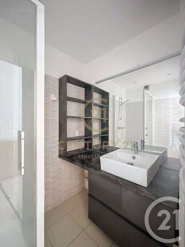 Appartement à LYON-8E