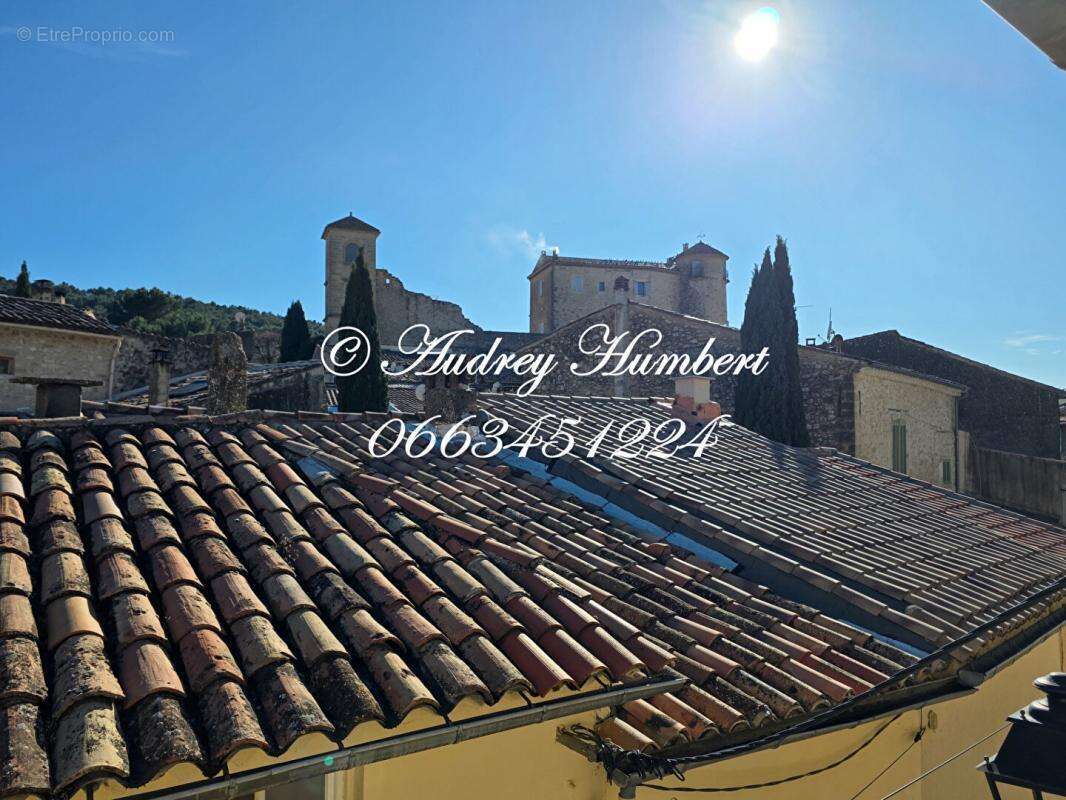 Maison à LA TOUR-D'AIGUES