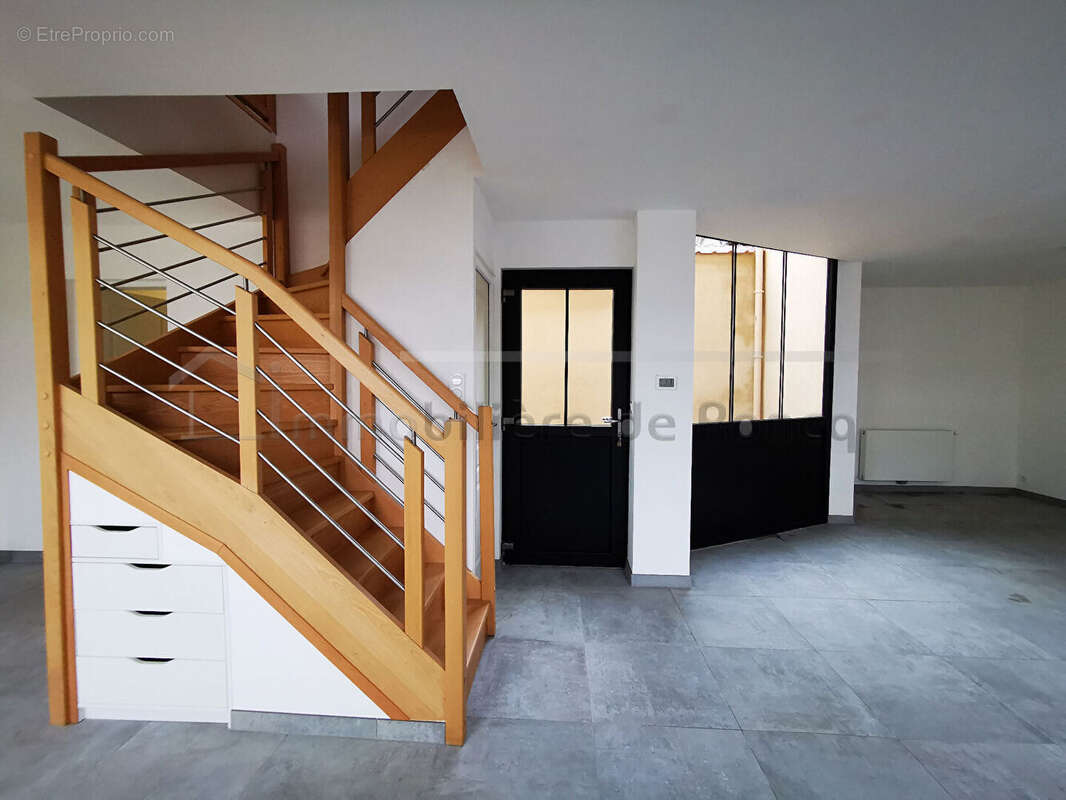 Roncq centre bourg 95 m² ! - photo 6
