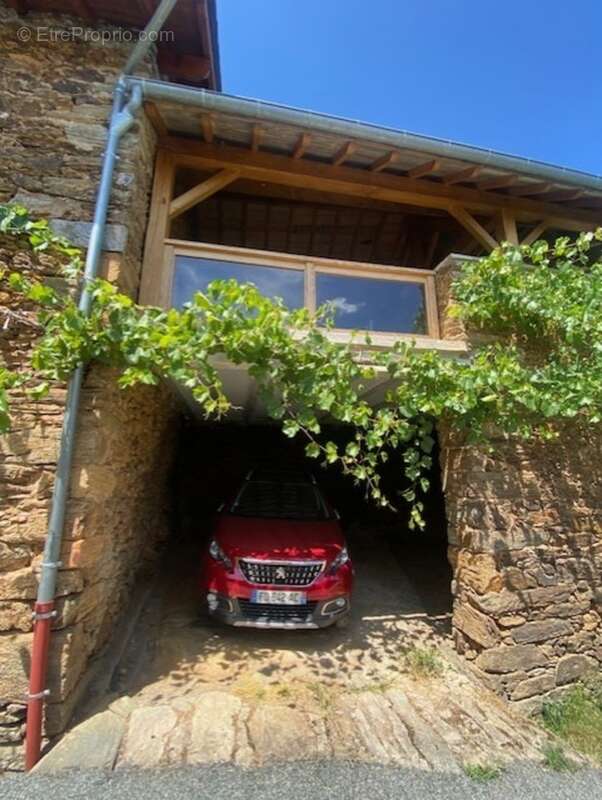 OPPORTUNITE: Grange à transformer  à La Vinzelle (12) - photo 3