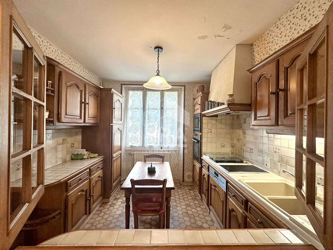 Maison à SAINT-PIERRE-LES-NEMOURS