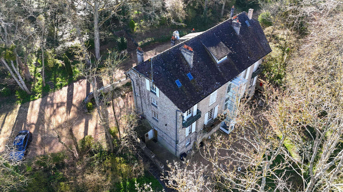 Grande propriété a vendre, proche gare (5 min)  ! - photo 2