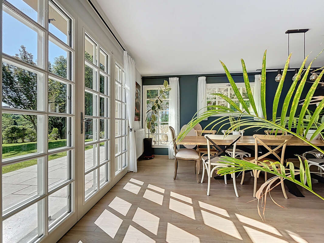 Maison à FRANCHEVILLE