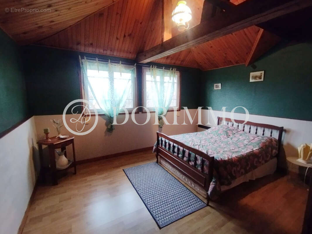 Magnifique opporunité avec très grand garage pour camping car - photo 10