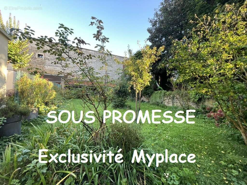 Maison à CHATEAUFORT