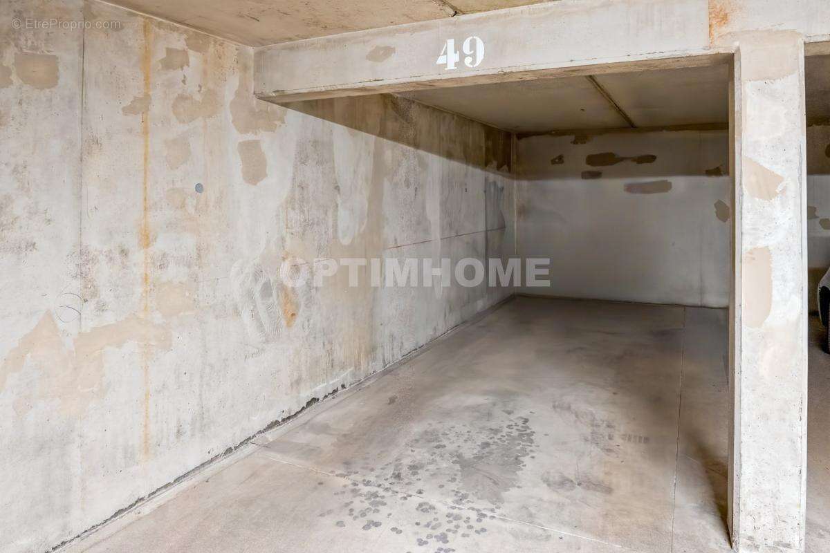 Appartement 3 pièces - LUMINOSITÉ - CALME - stationnement sécurisé en sous sol - photo 12