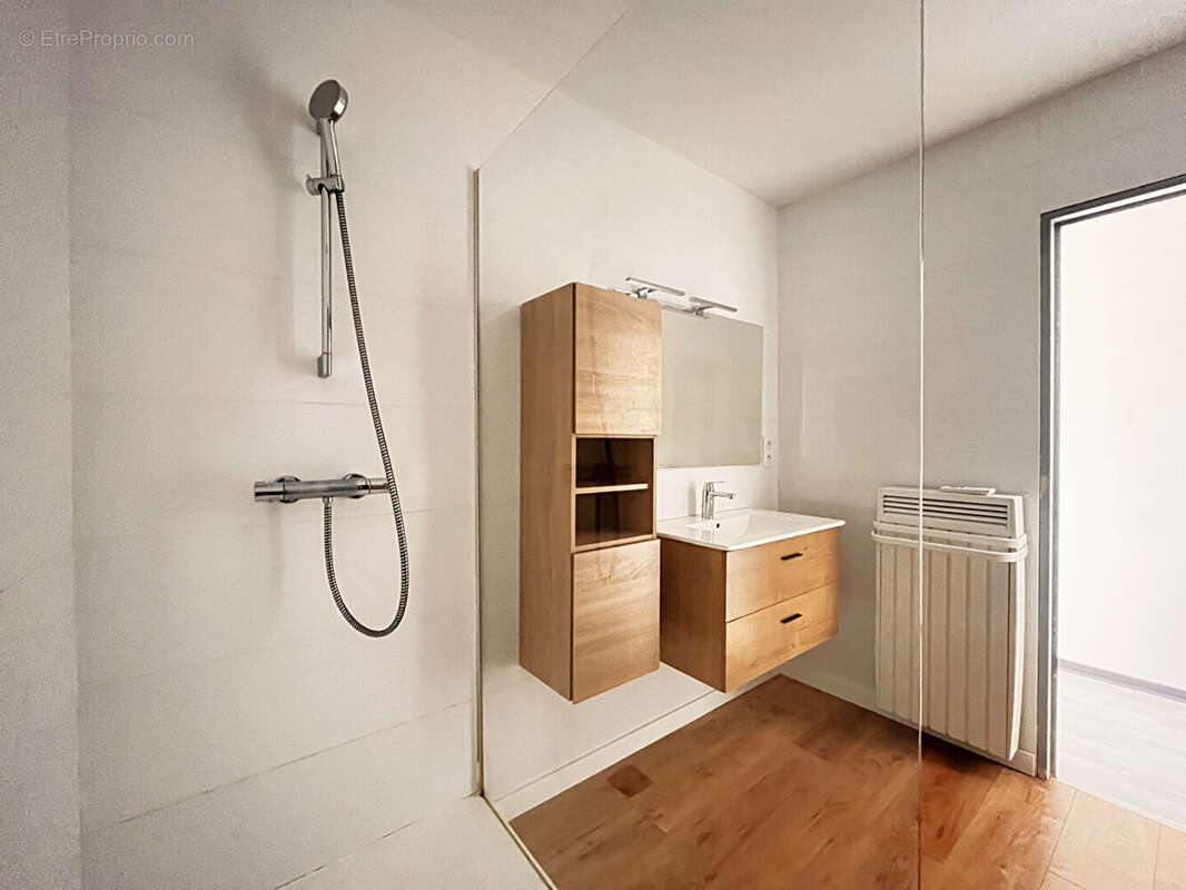 Appartement à SAINT-APOLLINAIRE