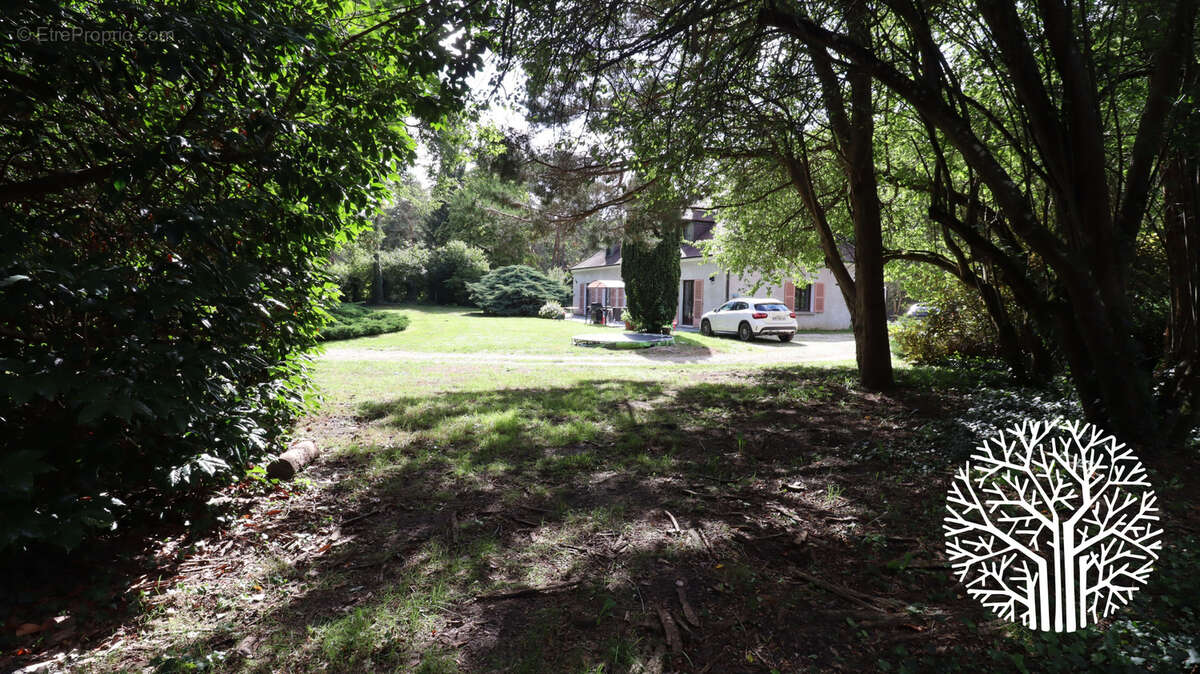 Maison à NOISY-SUR-ECOLE