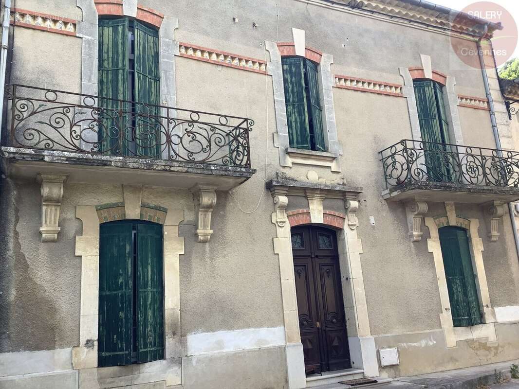 Maison à CANAULES-ET-ARGENTIERES