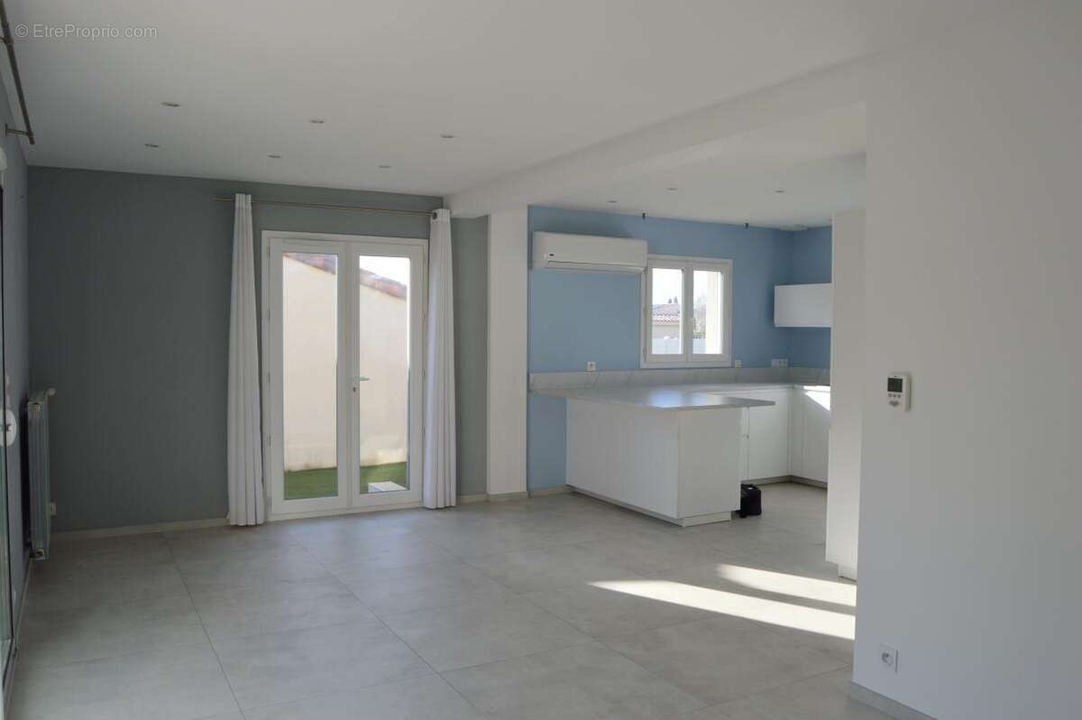 Maison à BALARUC-LE-VIEUX