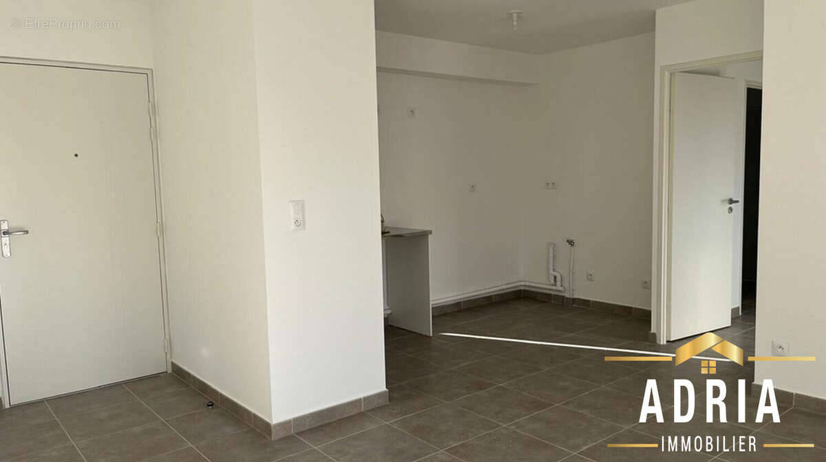 Appartement 39 m² à Bormes-Les-Mimosas  - photo 4
