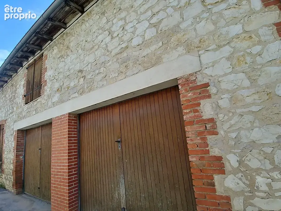 Appartement + 2 garages + dépendance , au centre de Caussade. Superbe projet ! - photo 13