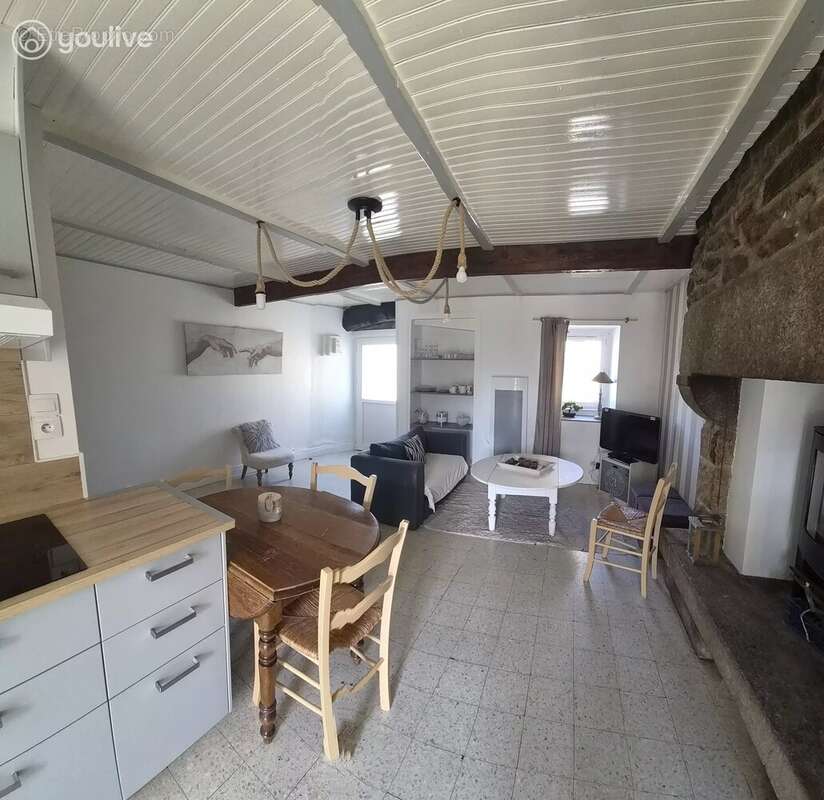 maison en pierres avec petit jardin - photo 6