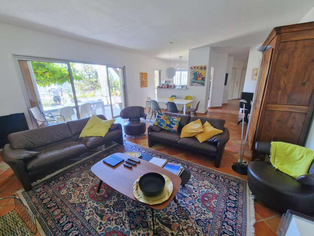 Photo 3 - Maison à HYERES