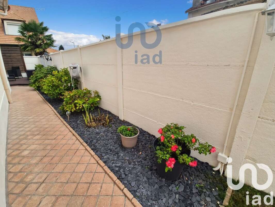 Photo 3 - Maison à MONTFERMEIL