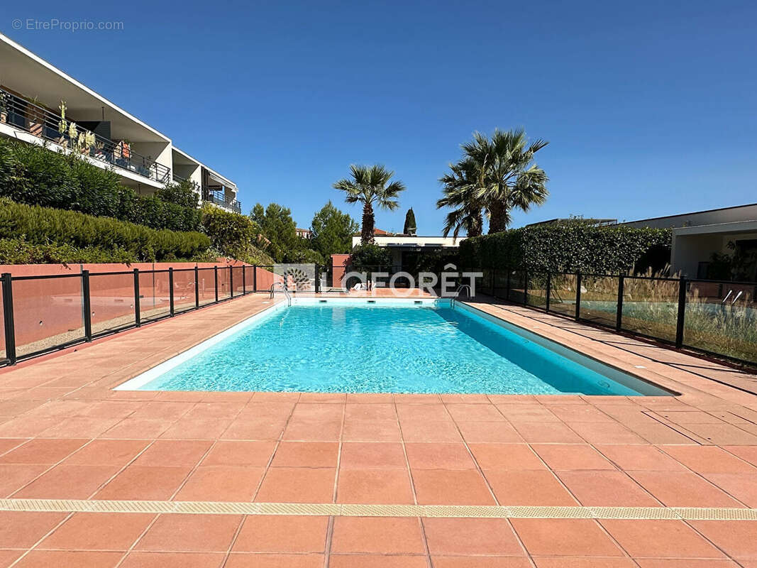 Appartement à SAINT-LAURENT-DU-VAR