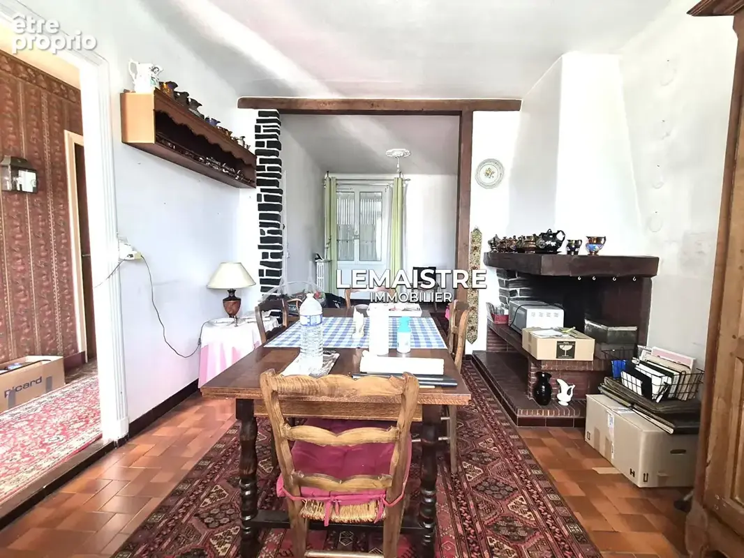 Ensemble immobilier avec maison f3, garage commercial et dépendances - photo 2