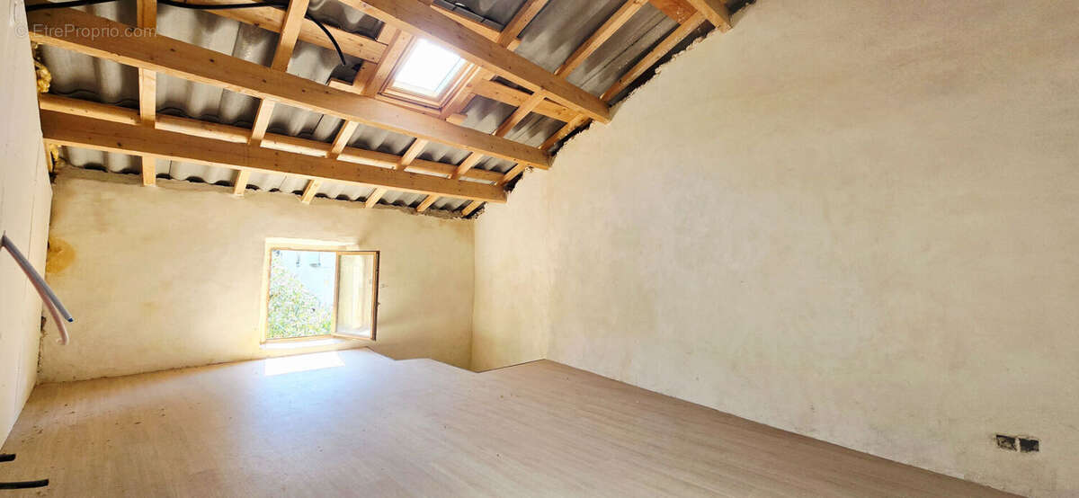 Maison à BAGNOLS-SUR-CEZE
