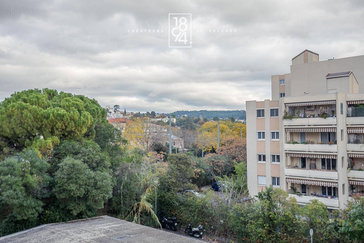 Appartement à MARSEILLE-12E