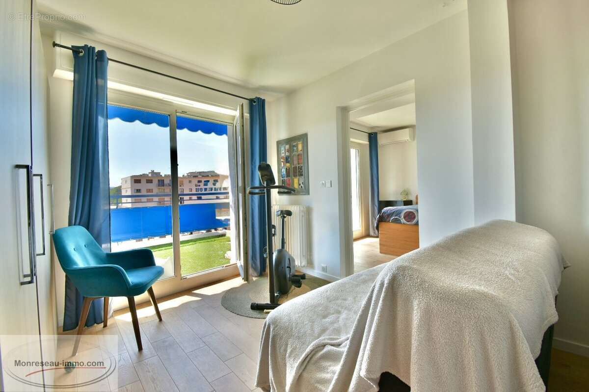 Appartement à LE CANNET