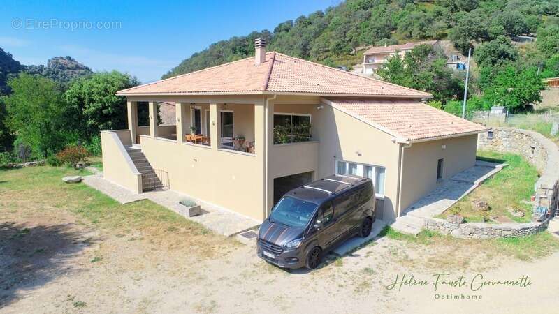 Maison à OMESSA