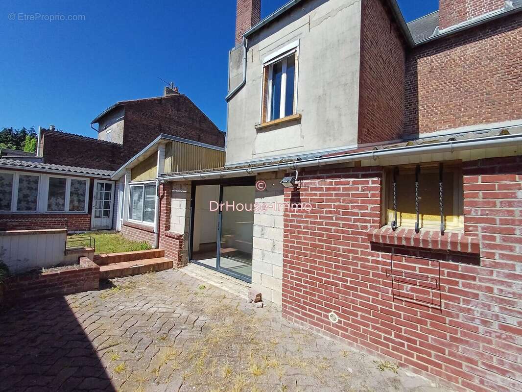 Maison à SAINT-QUENTIN