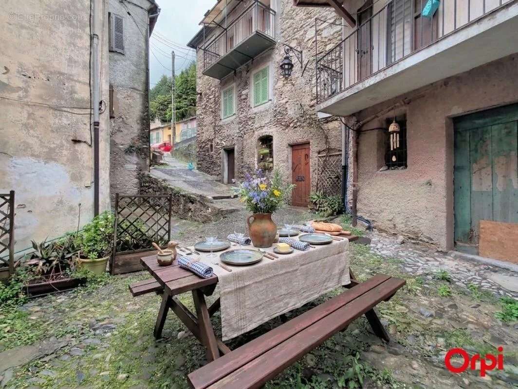 Appartement à BREIL-SUR-ROYA