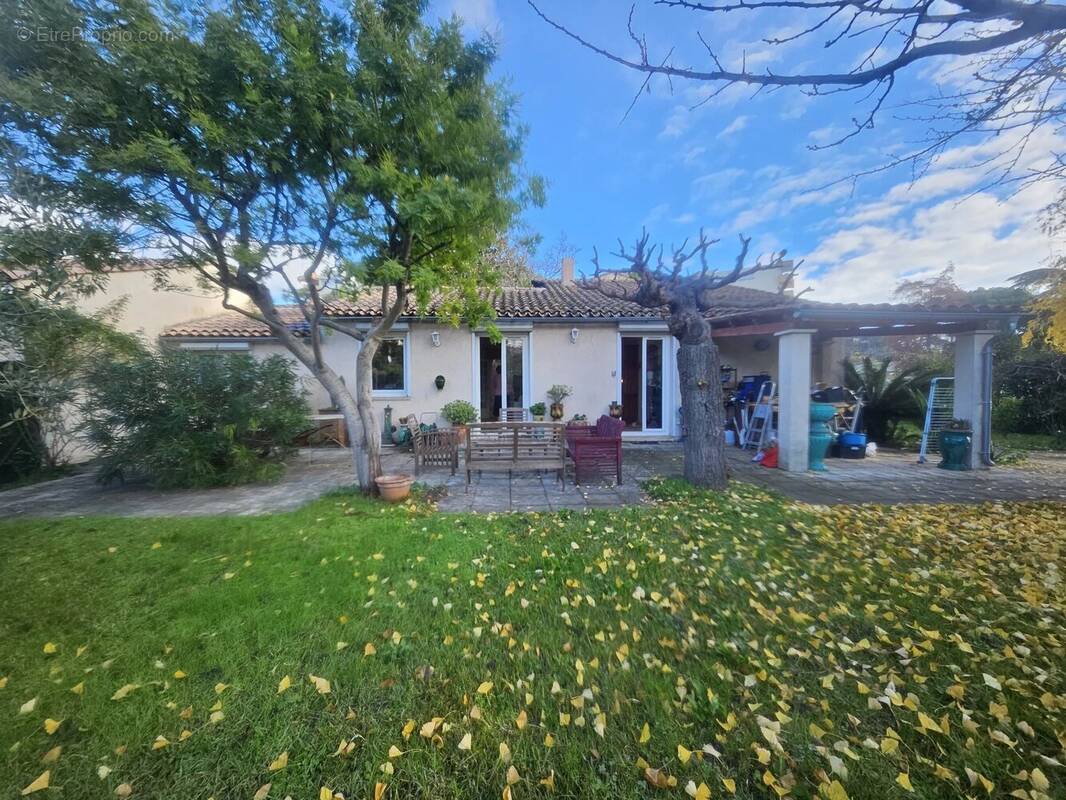 Appartement à LE CANNET